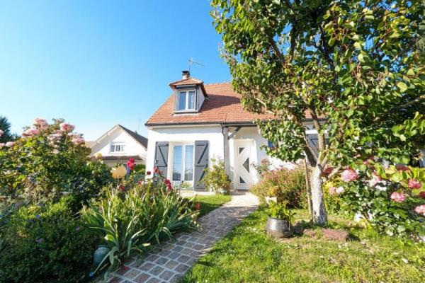 Magnifique pavillon familial (région parisienne)