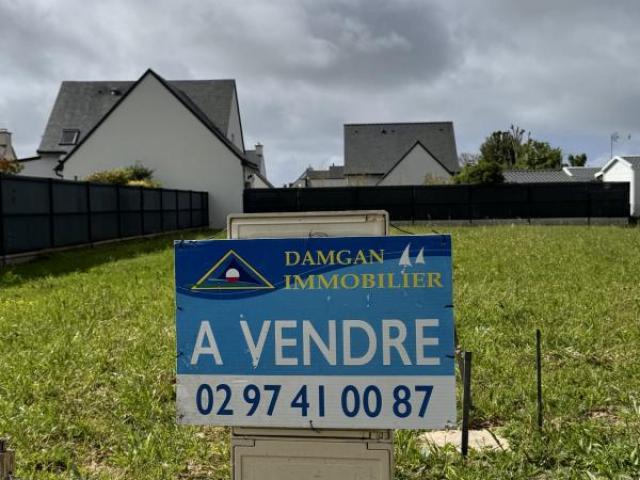 À vendre à Damgan : terrain viabilisé à bâtir